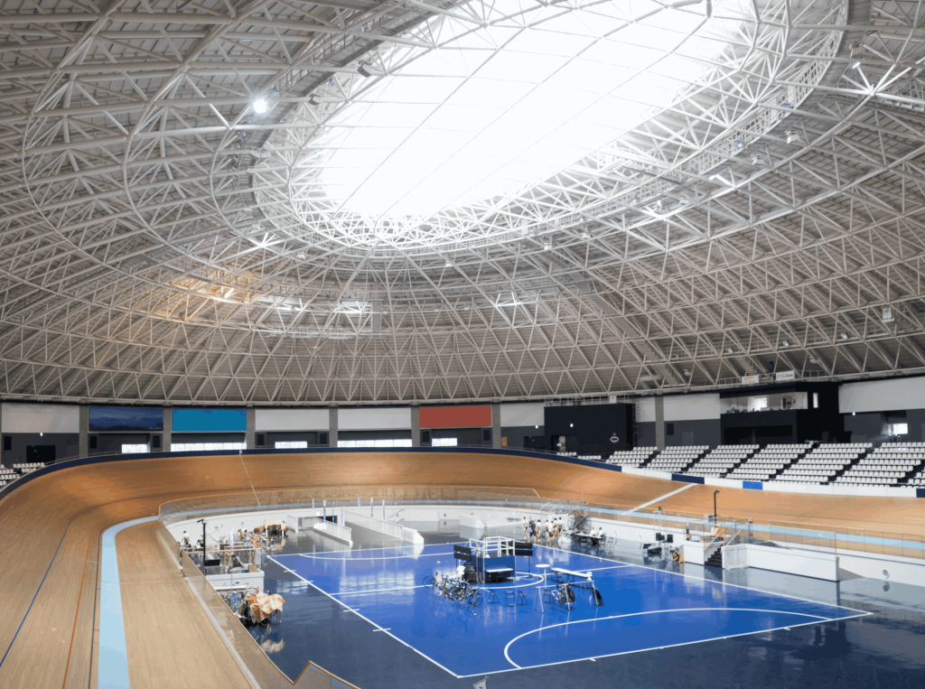 sports construction company in washington - commercial general contractors